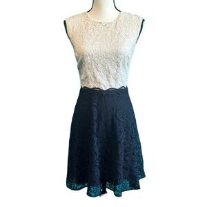 Betsey Johnson Cream & Black Lace Women's Short Sleeveless Dress 2